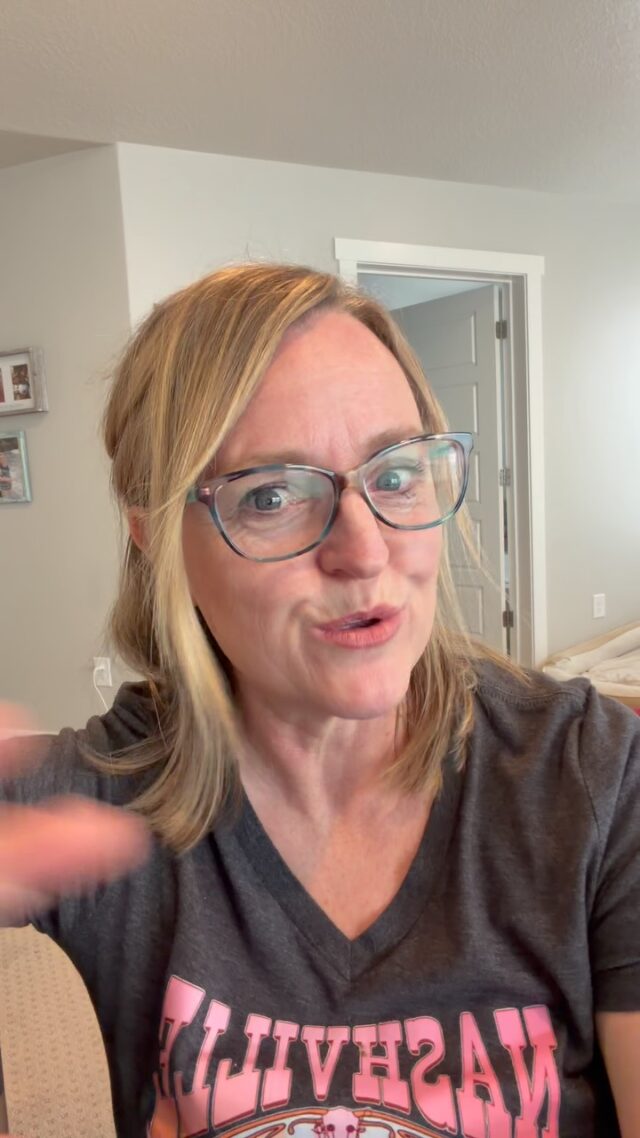After finding the article, I contacted more than 20 cello teachers in my area to give them a heads-up.

VIDEO 2/3
And then I started getting replies.

One teacher told me this same man had been texting her THAT DAY about cello lessons.

Another had been contacted by him years earlier.

And then I gave him the contact information for a male cello teacher- but the guy never reached out to him.